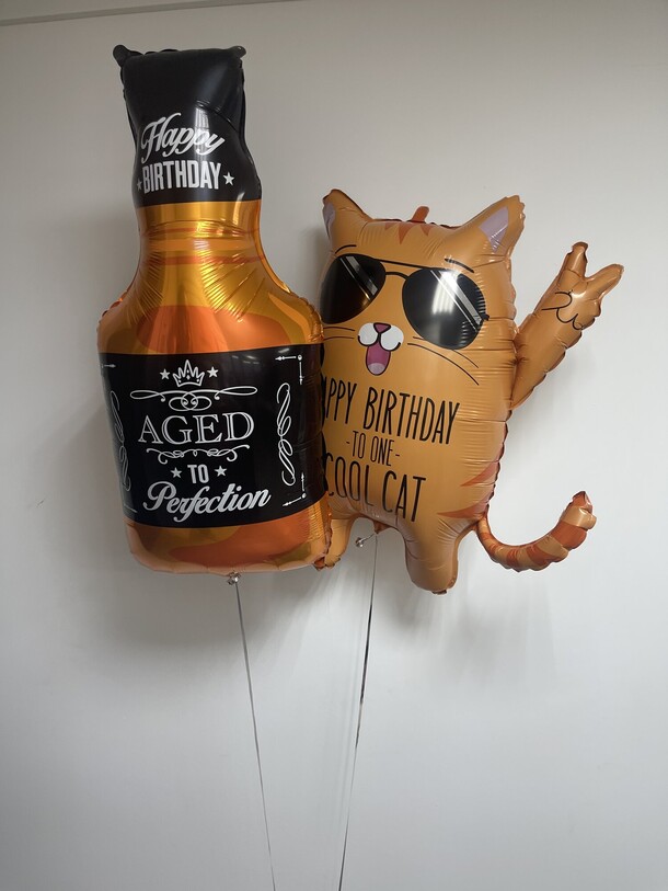 Набор шаров кот и виски, артикул F1398008 - 3600 рублей, доставка по городу. Flawery - доставка цветов