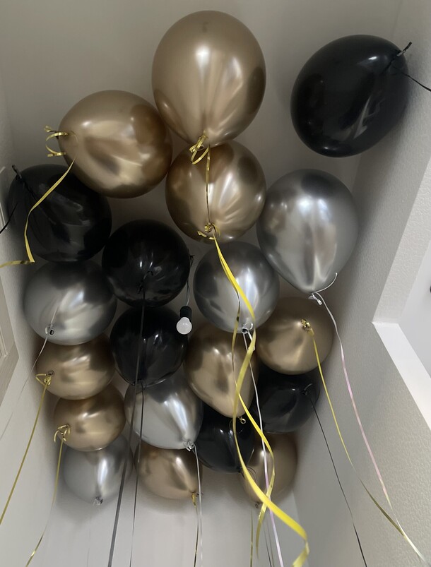 Шары в потолок микс, артикул F1399297 - 9700 рублей, доставка по городу. Flawery - доставка цветов