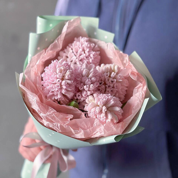 Гиацинты "фламинго", артикул F1536643 - 2950 рублей, доставка по городу. Flawery - доставка цветов