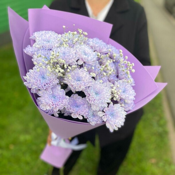 Букет из хризантемы и гипсофилы, артикул F1481963 - 3000 рублей, доставка по городу. Flawery - доставка цветов