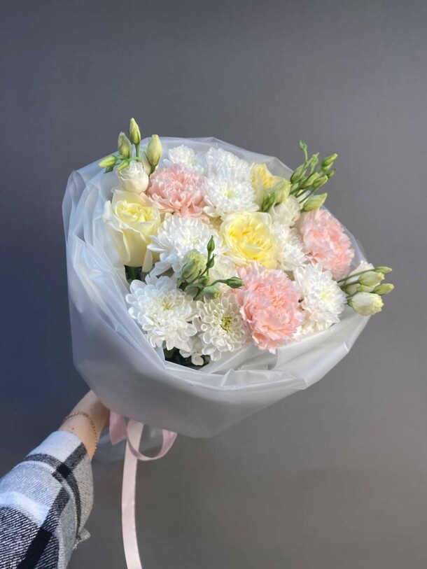 Влюбленность, артикул F1365519 - 7200 рублей, доставка по городу. Flawery - доставка цветов