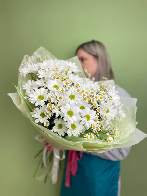 Ромашки для любимой, артикул F1423082 - 6400 рублей, доставка по городу. Flawery - доставка цветов