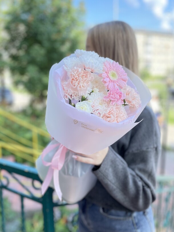 Тепло, артикул F1446875 - 3500 рублей, доставка по городу. Flawery - доставка цветов