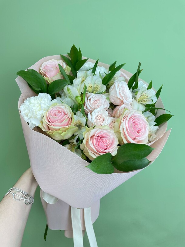 Желанная встреча, артикул F1452660 - 7100 рублей, доставка по городу. Flawery - доставка цветов