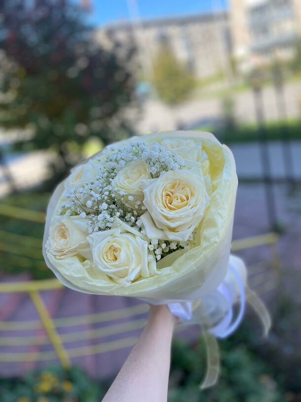 Пионовидные розы с гипсофилой, артикул F1464862 - 6000 рублей, доставка по городу. Flawery - доставка цветов