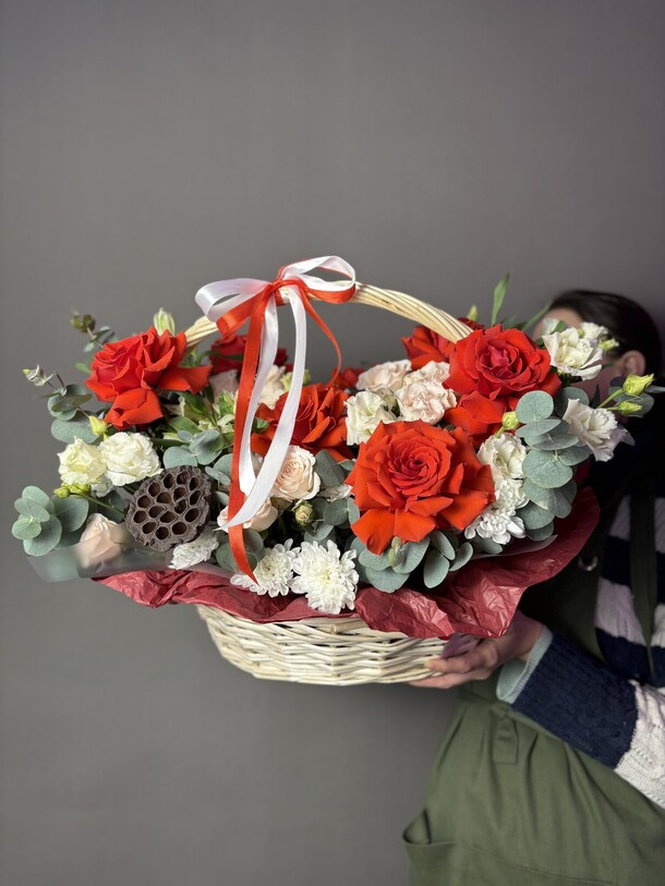 Корзина любовь❤️, артикул F1487349 - 22100 рублей, доставка по городу. Flawery - доставка цветов