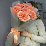 Пионовидная роза 7 шт, артикул F1490646 - 3100 рублей, доставка по городу. Flawery - доставка цветов