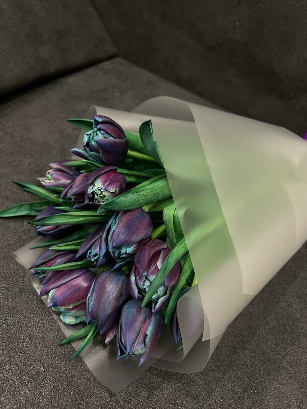 Пионовидные тюльпаны 15 шт, артикул F1533448 - 4230 рублей, доставка по городу. Flawery - доставка цветов