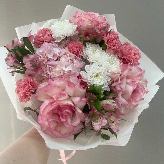 Букет роза альстромерия гортензия диантус, артикул F1483341 - 6787 рублей, доставка по городу. Flawery - доставка цветов