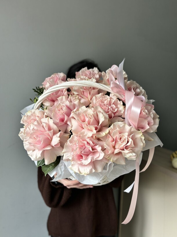 Корзина любви 🌸, артикул F1483953 - 14500 рублей, доставка по городу. Flawery - доставка цветов
