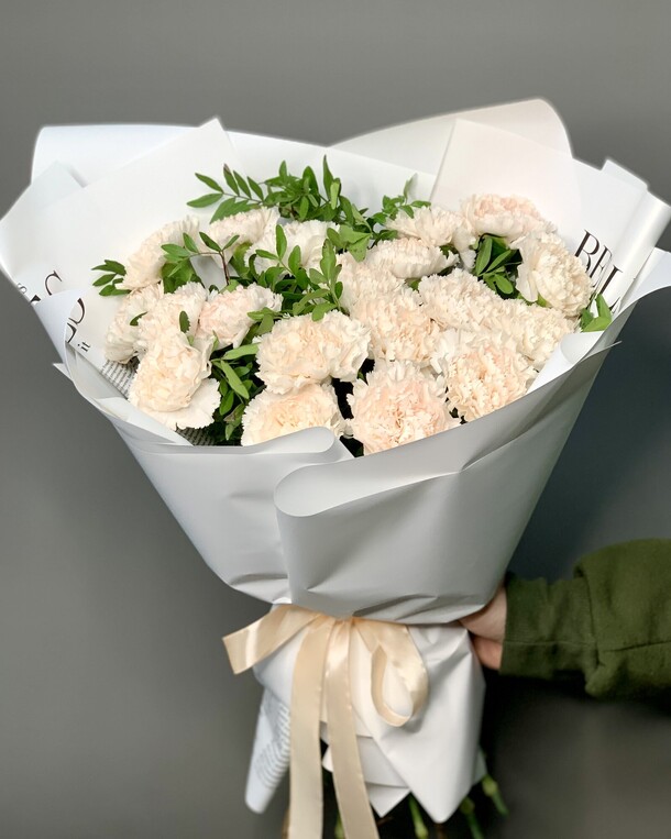 Моно букет из диантусов, артикул F1268697 - 5710 рублей, доставка по городу. Flawery - доставка цветов