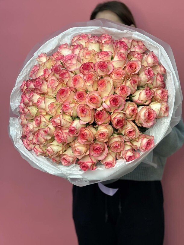 101 розовая роза, артикул F1380374 - 21815 рублей, доставка по городу. Flawery - доставка цветов