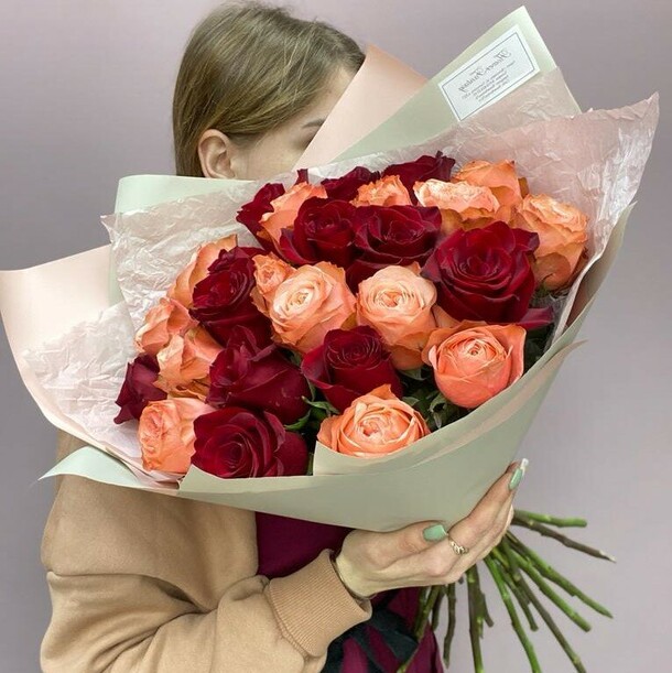 Букет приятные эмоции, артикул F1180162 - 13150 рублей, доставка по городу. Flawery - доставка цветов