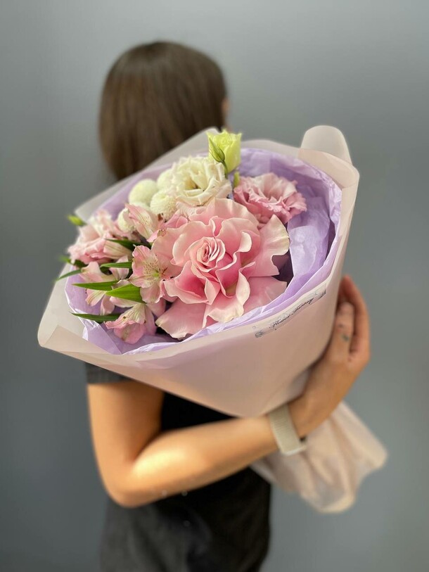 Букет симфония, артикул F1340163 - 3450 рублей, доставка по городу. Flawery - доставка цветов