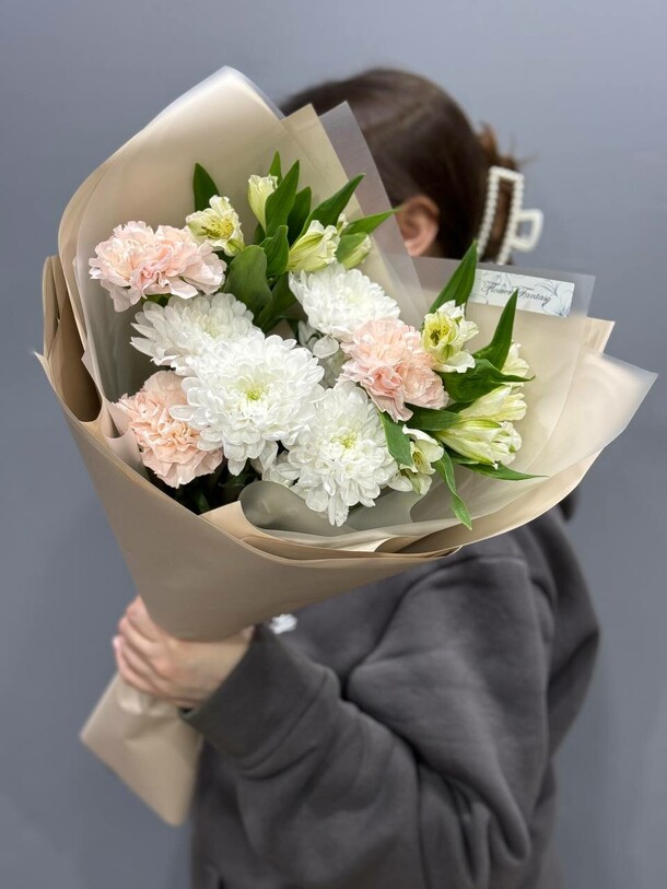 Букет кротость, артикул F1373309 - 2900 рублей, доставка по городу. Flawery - доставка цветов