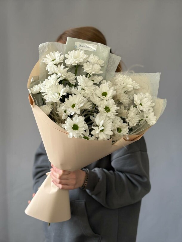 Букет легкий ветерок, артикул F1394910 - 4600 рублей, доставка по городу. Flawery - доставка цветов