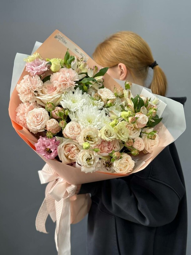 Букет крем брюле, артикул F1410265 - 8300 рублей, доставка по городу. Flawery - доставка цветов