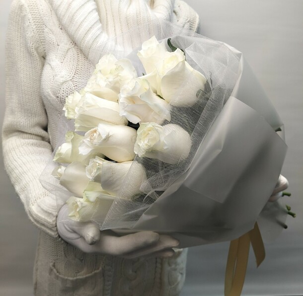 Букет цветов "белоснежное поле", артикул F1506683 - 3380 рублей, доставка по городу. Flawery - доставка цветов