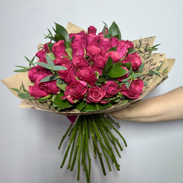 37 роз премиум, артикул F1501892 - 17911 рублей, доставка по городу. Flawery - доставка цветов