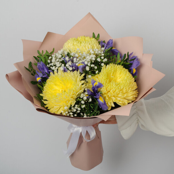Букет солнечный знак, артикул F1398944 - 4990 рублей, доставка по городу. Flawery - доставка цветов