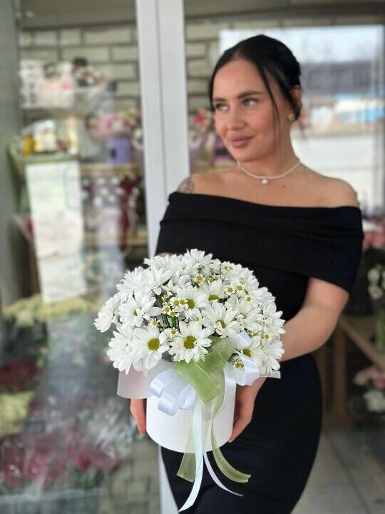 Композиция с хризантемой, артикул F1492492 - 1900 рублей, доставка по городу. Flawery - доставка цветов