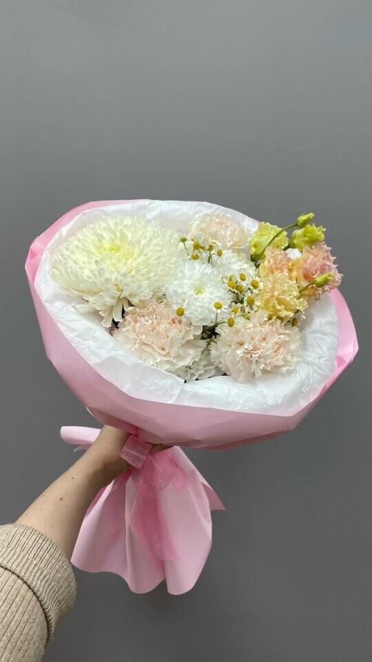 «мечта» авторский букет размер s, артикул F1495565 - 2600 рублей, доставка по городу. Flawery - доставка цветов