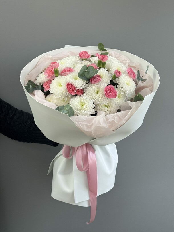 Букет "нежной маме" белый, артикул F1494769 - 6650 рублей, доставка по городу. Flawery - доставка цветов