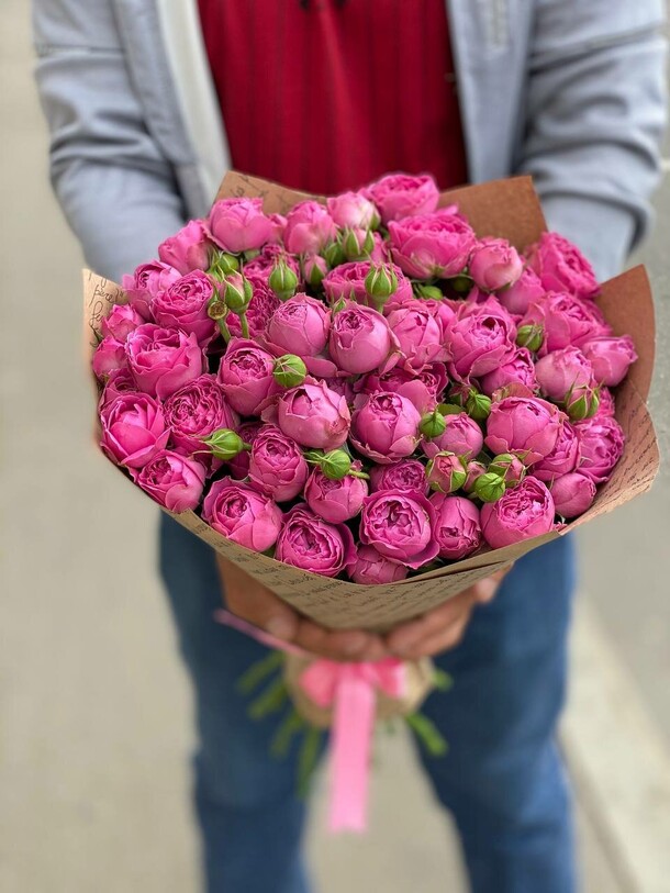 Кустовая роза мисти баблс, артикул F1068033 - 15609 рублей, доставка по городу. Flawery - доставка цветов