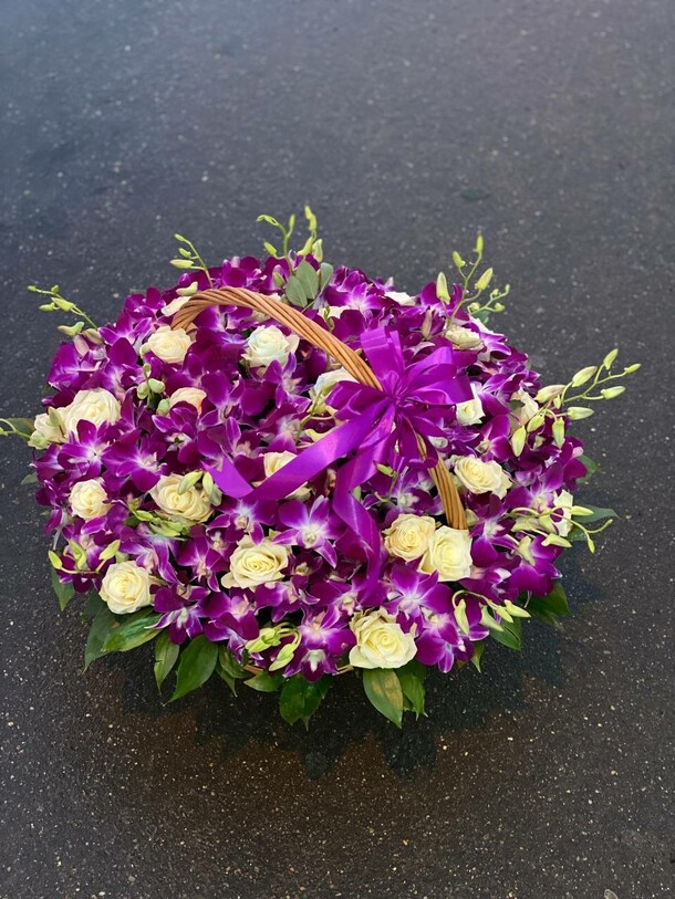 Космос, артикул F1079304 - 33275 рублей, доставка по городу. Flawery - доставка цветов