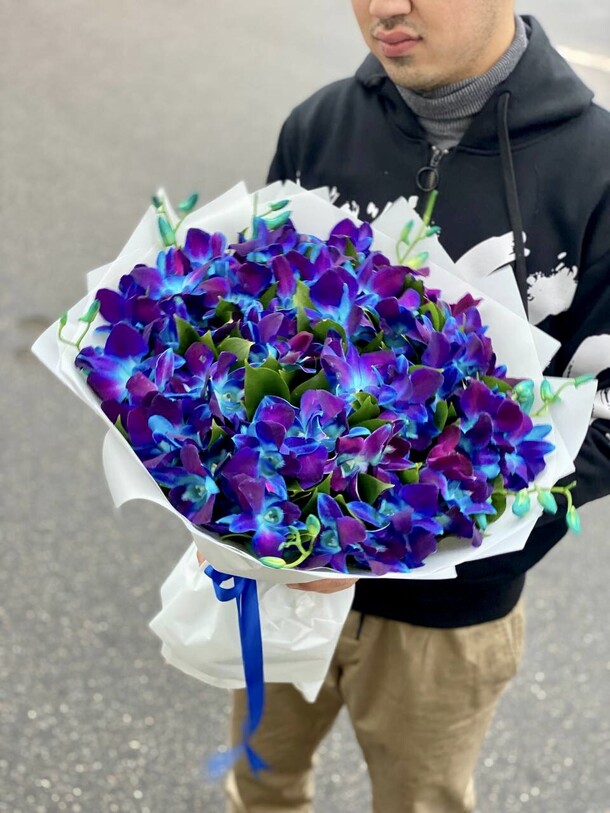 Синие орхидеи xxl, артикул F1120460 - 14900 рублей, доставка по городу. Flawery - доставка цветов