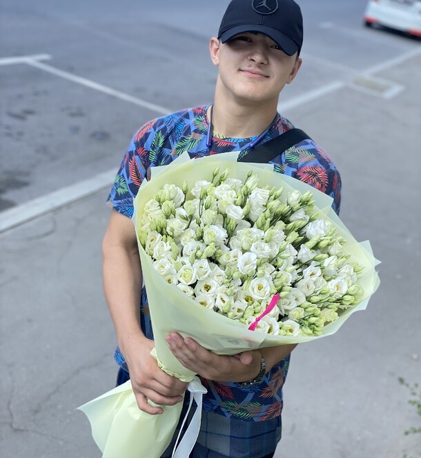 Белая эустома, артикул F1126223 - 17423 рублей, доставка по городу. Flawery - доставка цветов