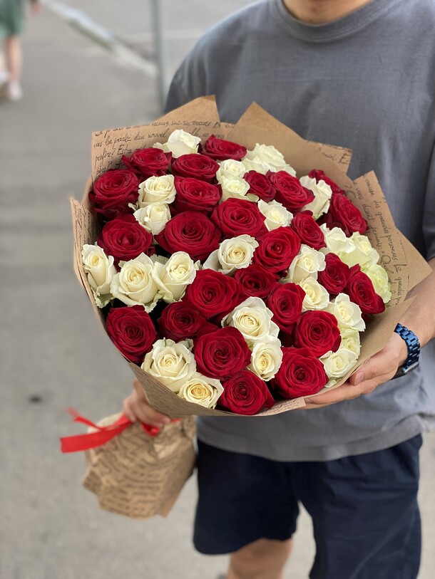 Букет спартак, артикул F1134876 - 14494 рублей, доставка по городу. Flawery - доставка цветов