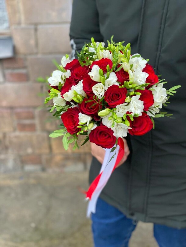 Букет для невесты, артикул F1153674 - 7999 рублей, доставка по городу. Flawery - доставка цветов