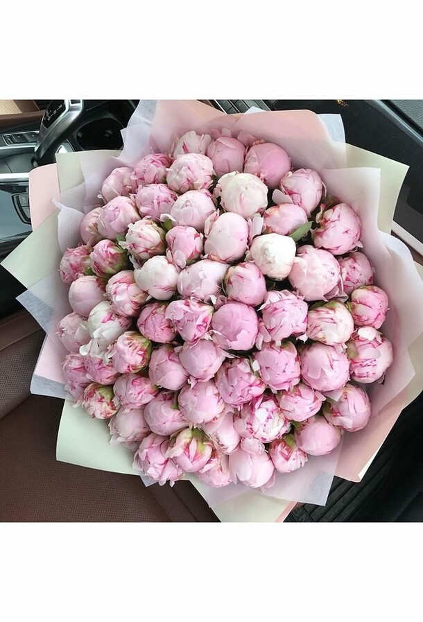 Королевские пионы, артикул F1153718 - 88579 рублей, доставка по городу. Flawery - доставка цветов