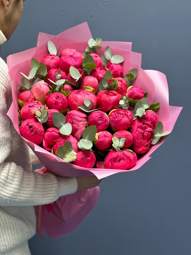 Коралловые пионы, артикул F1163944 - 53636 рублей, доставка по городу. Flawery - доставка цветов