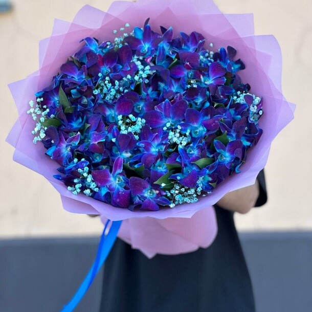 Цвет настроения 🔵синий)), артикул F1233169 - 9559 рублей, доставка по городу. Flawery - доставка цветов