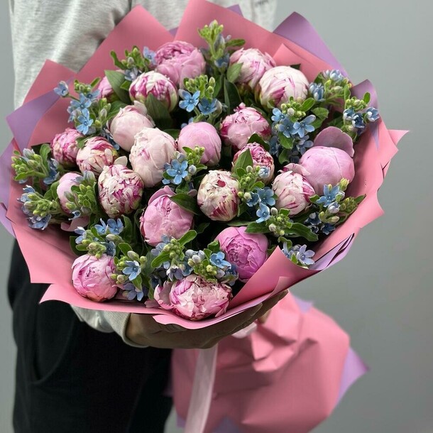 Розовые пионы, артикул F1281897 - 34051 рублей, доставка по городу. Flawery - доставка цветов