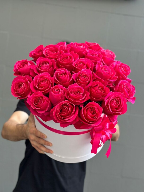 Эквадорская роза, артикул F1306168 - 32152 рублей, доставка по городу. Flawery - доставка цветов