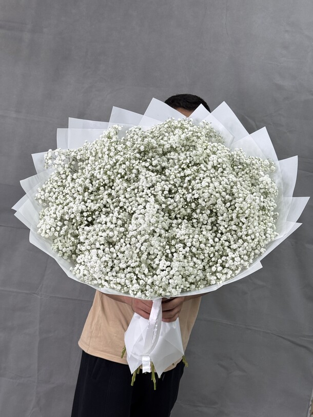 Белая гипсофила, артикул F1363068 - 10450 рублей, доставка по городу. Flawery - доставка цветов