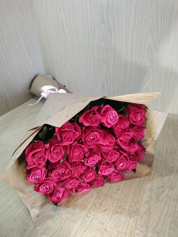 29 роз шангри-ла (shangri la), артикул F55854 - 8900 рублей, доставка по городу. Flawery - доставка цветов