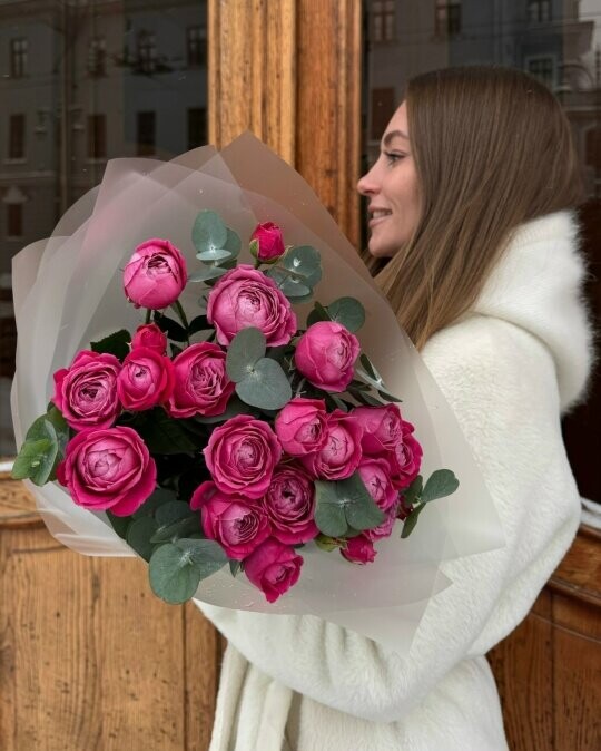 Пионовидные розы марвел баблс xs, артикул F1506934 - 3500 рублей, доставка по городу. Flawery - доставка цветов