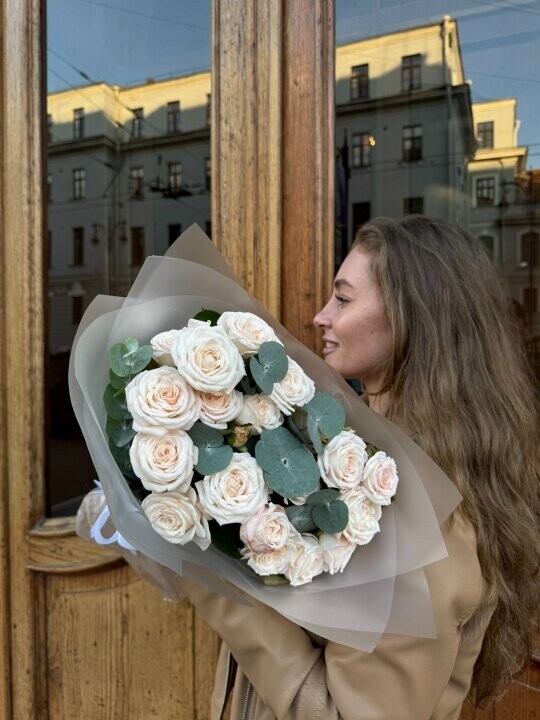 Букет крем бомбастик xs, артикул F1506935 - 3500 рублей, доставка по городу. Flawery - доставка цветов