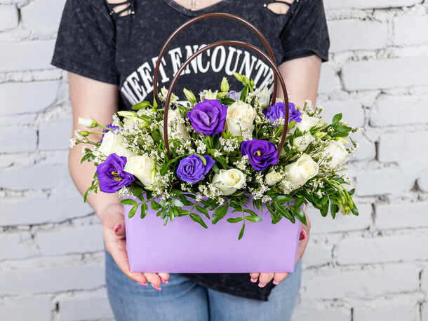 Композиция лавандовый сон, артикул F1202245 - 4124 рублей, доставка по городу. Flawery - доставка цветов