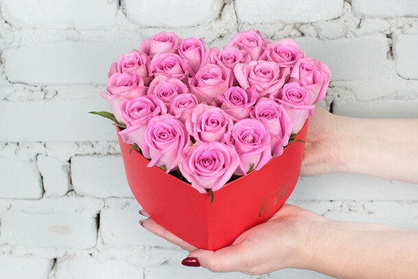 Композиция розовое сердце, артикул F1250533 - 3691 рублей, доставка по городу. Flawery - доставка цветов