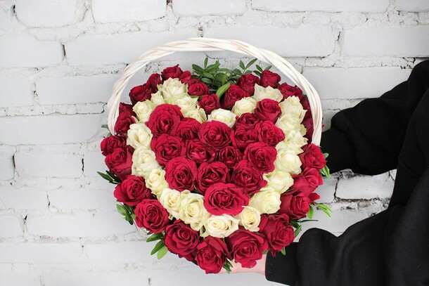 Композиция история любви, артикул F1252553 - 9119 рублей, доставка по городу. Flawery - доставка цветов