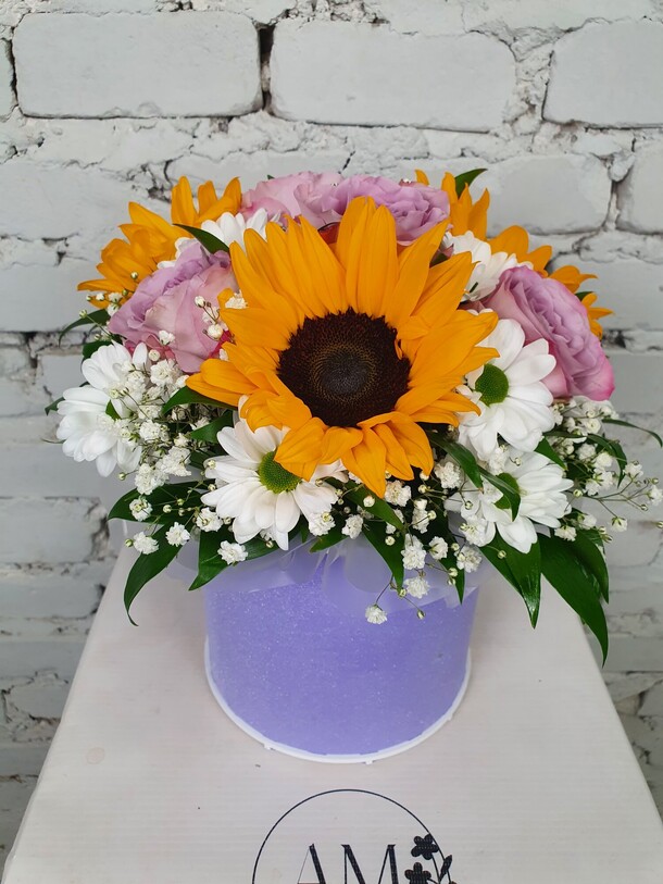 Композиция солнечный позитив, артикул F1253157 - 4389 рублей, доставка по городу. Flawery - доставка цветов