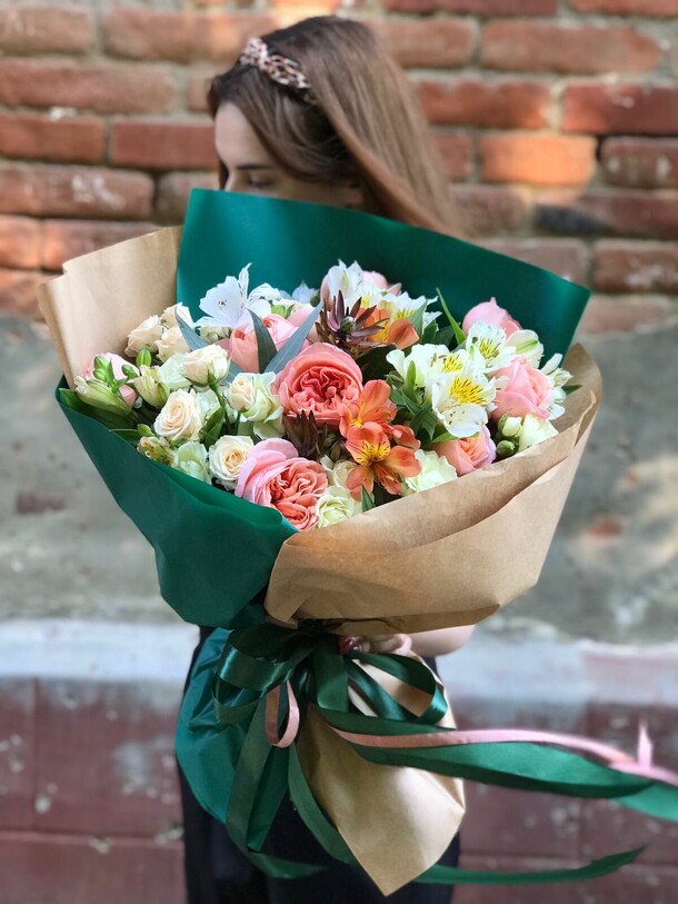 Летний сад, артикул F1120562 - 6200 рублей, доставка по городу. Flawery - доставка цветов