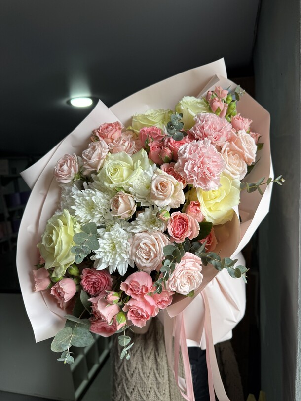 Миледи, артикул F1407359 - 7300 рублей, доставка по городу. Flawery - доставка цветов