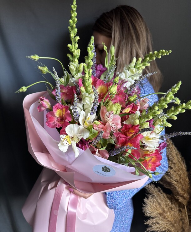 Алиса, артикул F1443419 - 3500 рублей, доставка по городу. Flawery - доставка цветов