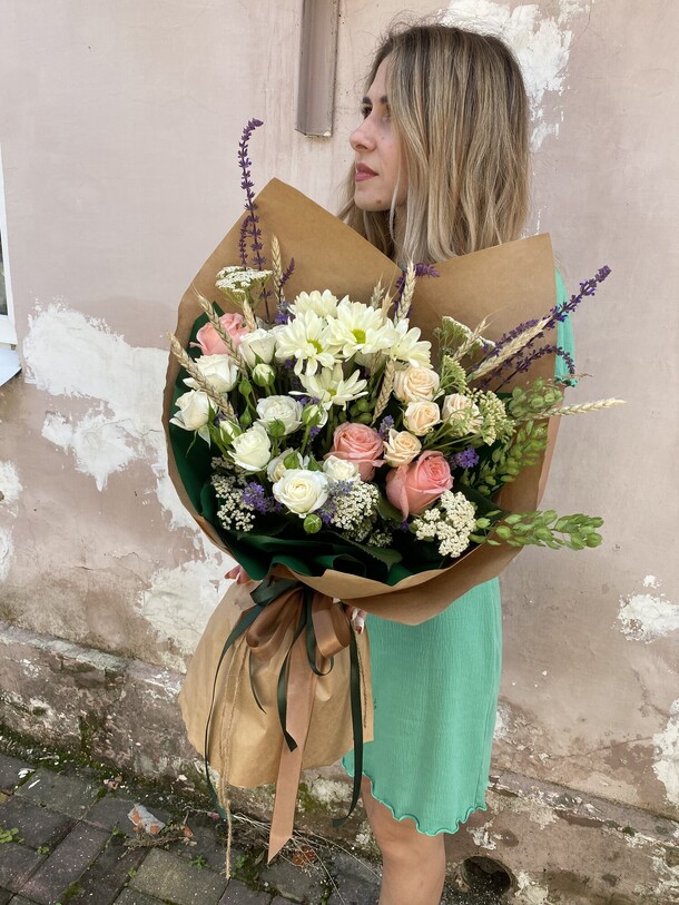 Летний сад, артикул F1492828 - 4500 рублей, доставка по городу. Flawery - доставка цветов